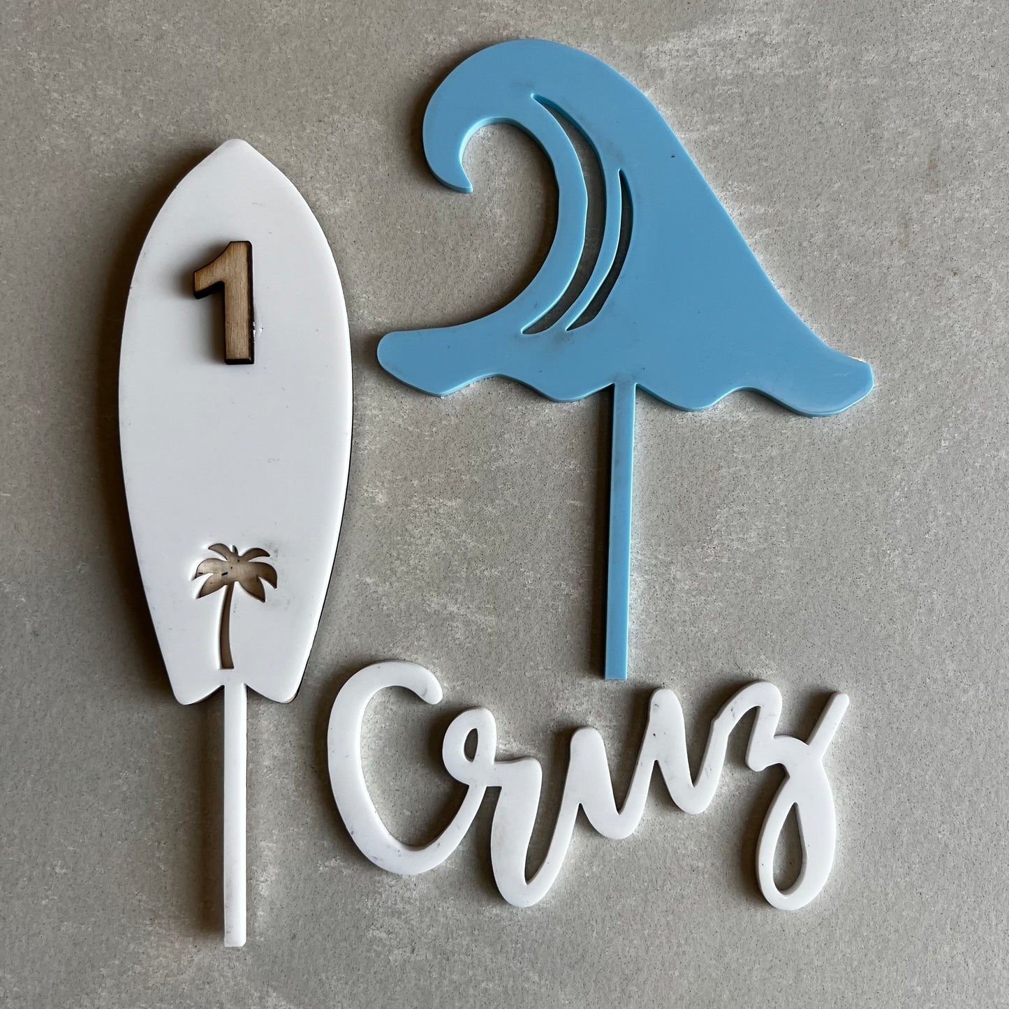 The LUXE Custom Cake Topper