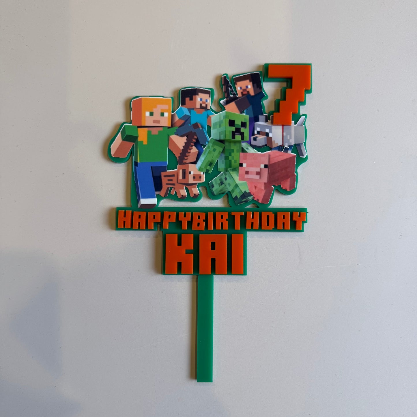 The LUXE Custom Cake Topper