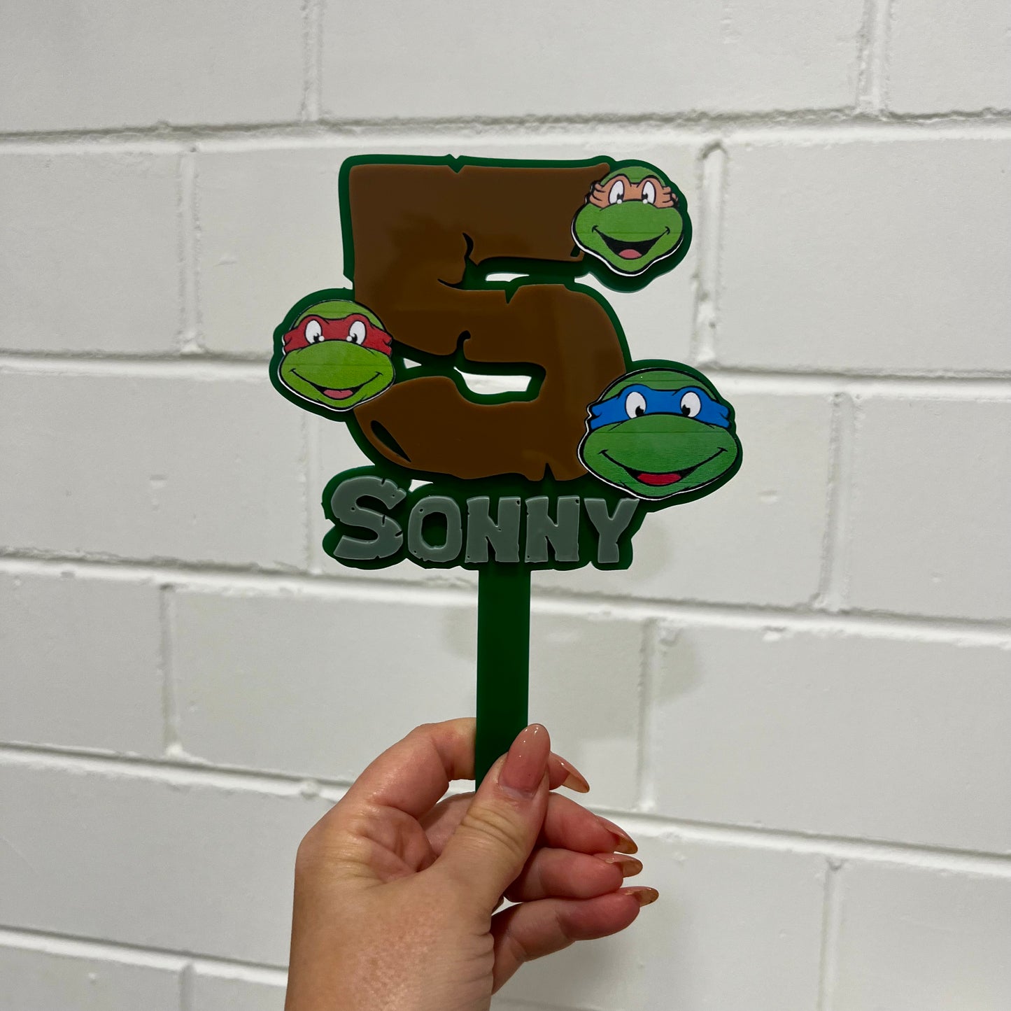 The LUXE Custom Cake Topper