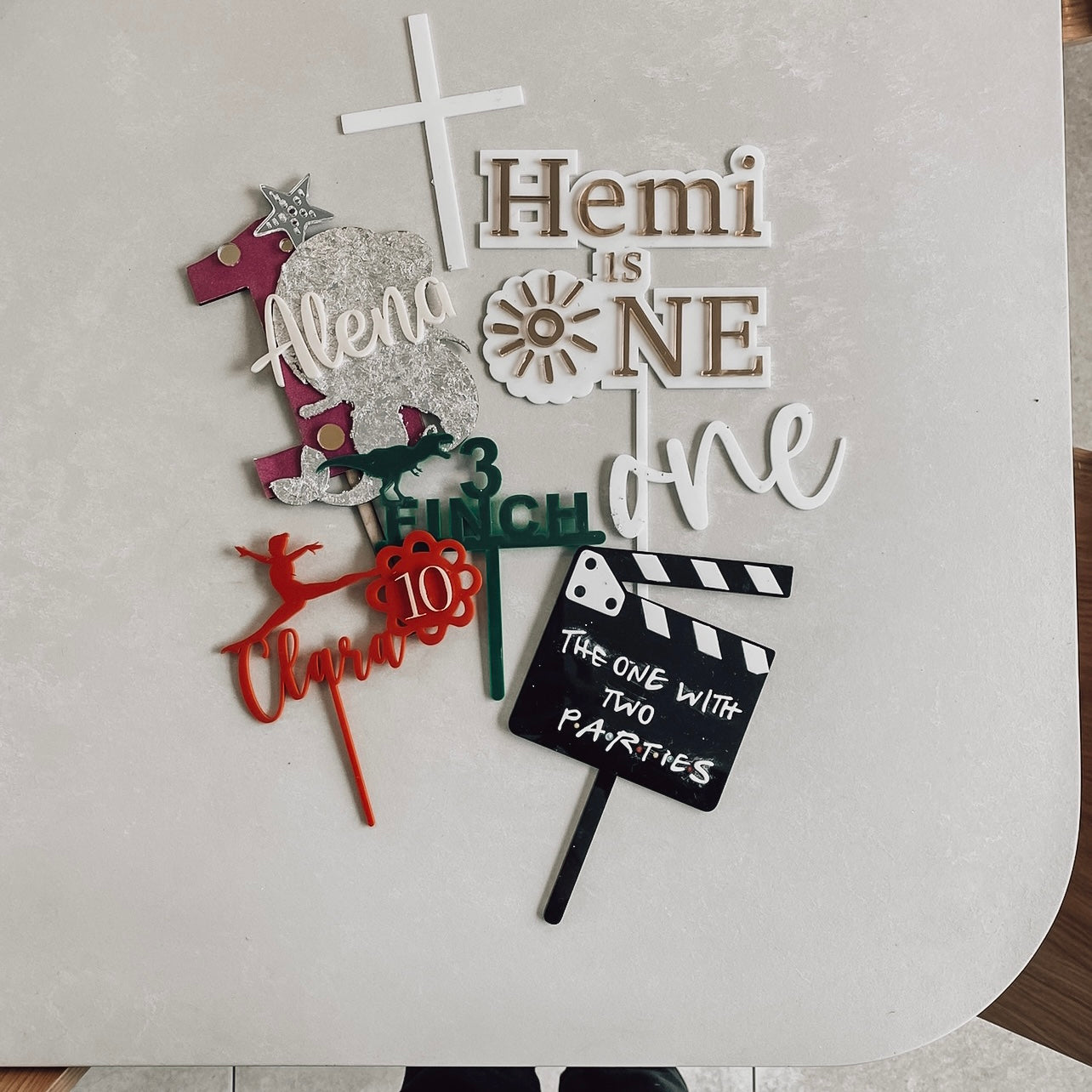 The LUXE Custom Cake Topper