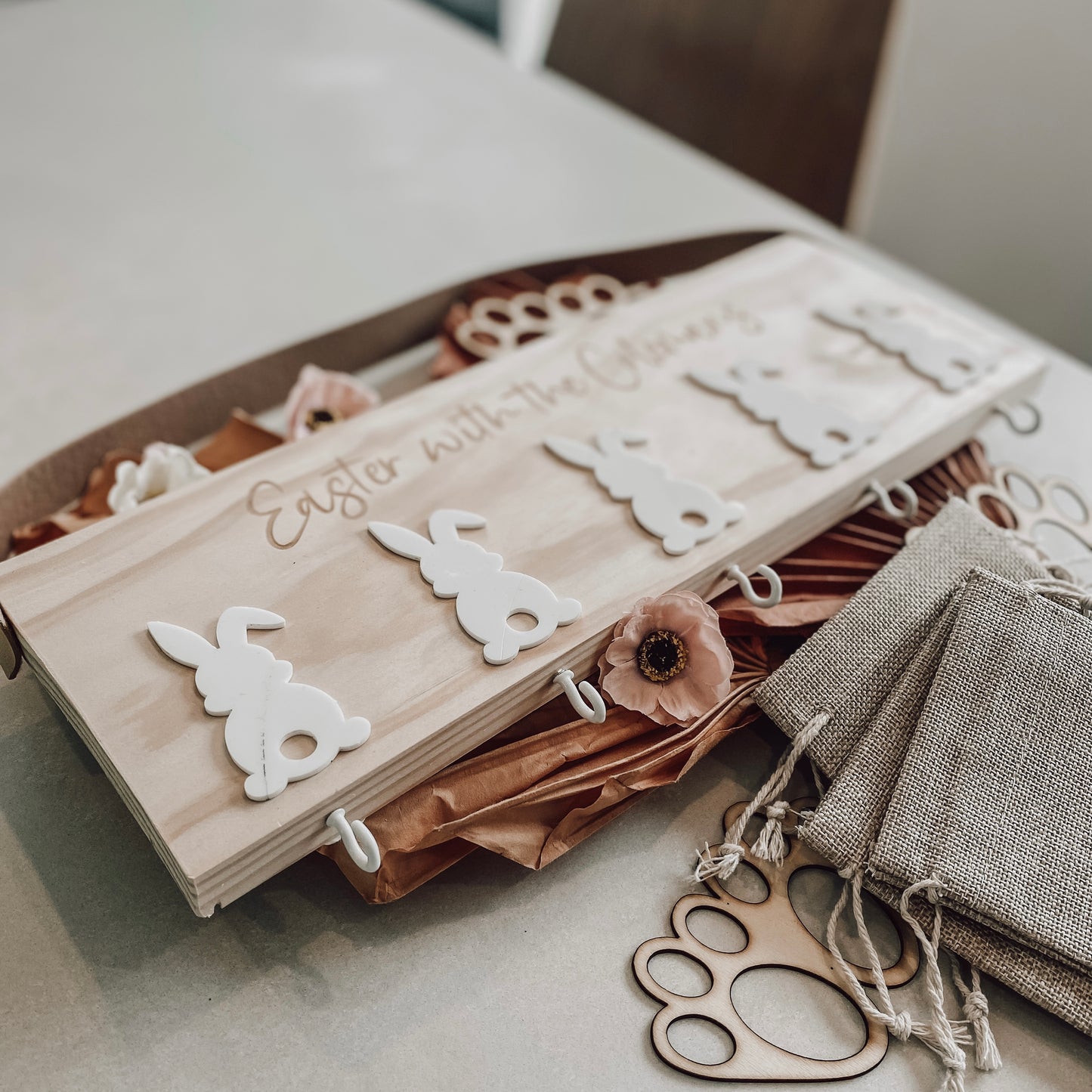 The Hanging Easter Bag Family Plaque