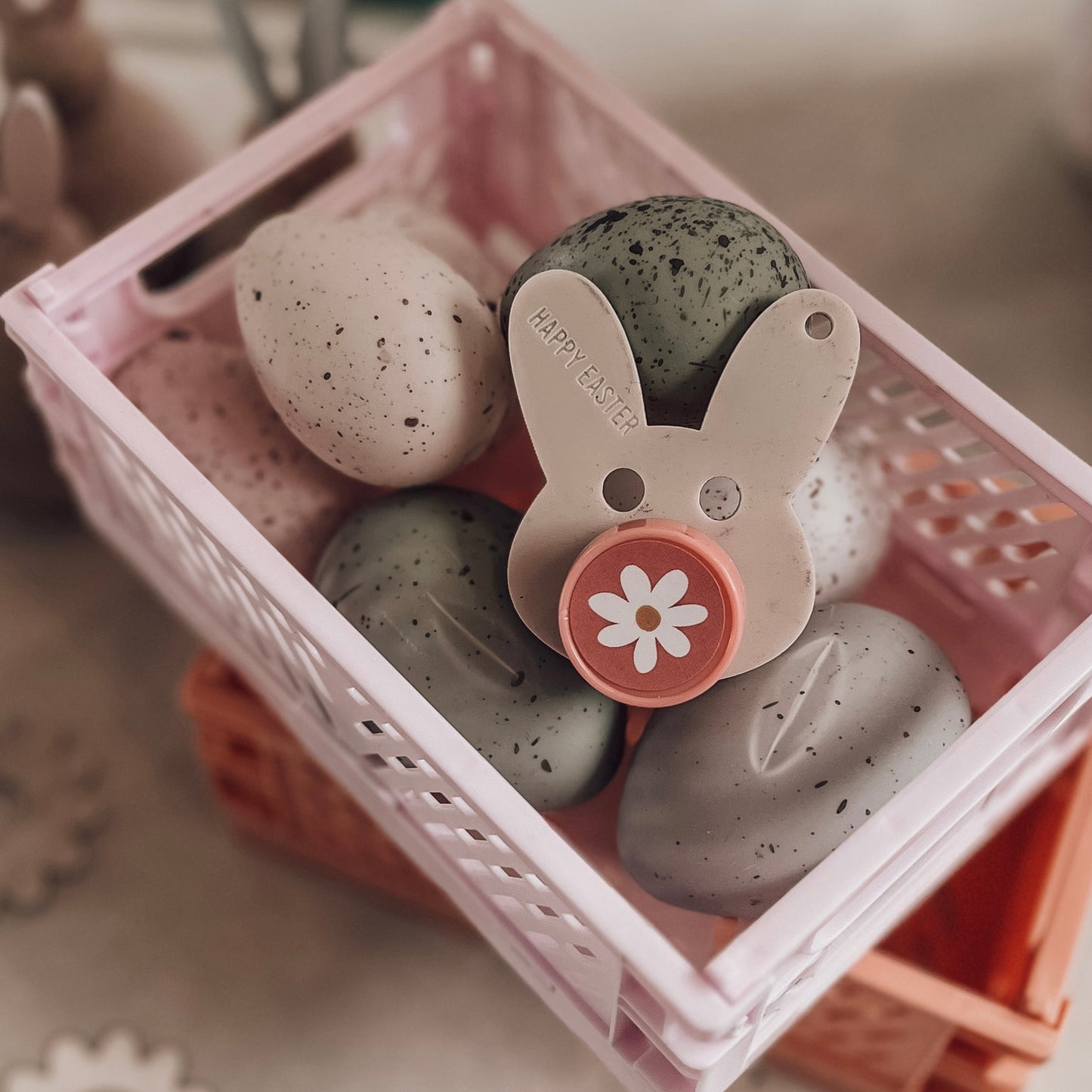 The Stamp Holder {Easter Edition}