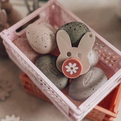 The Stamp Holder {Easter Edition}