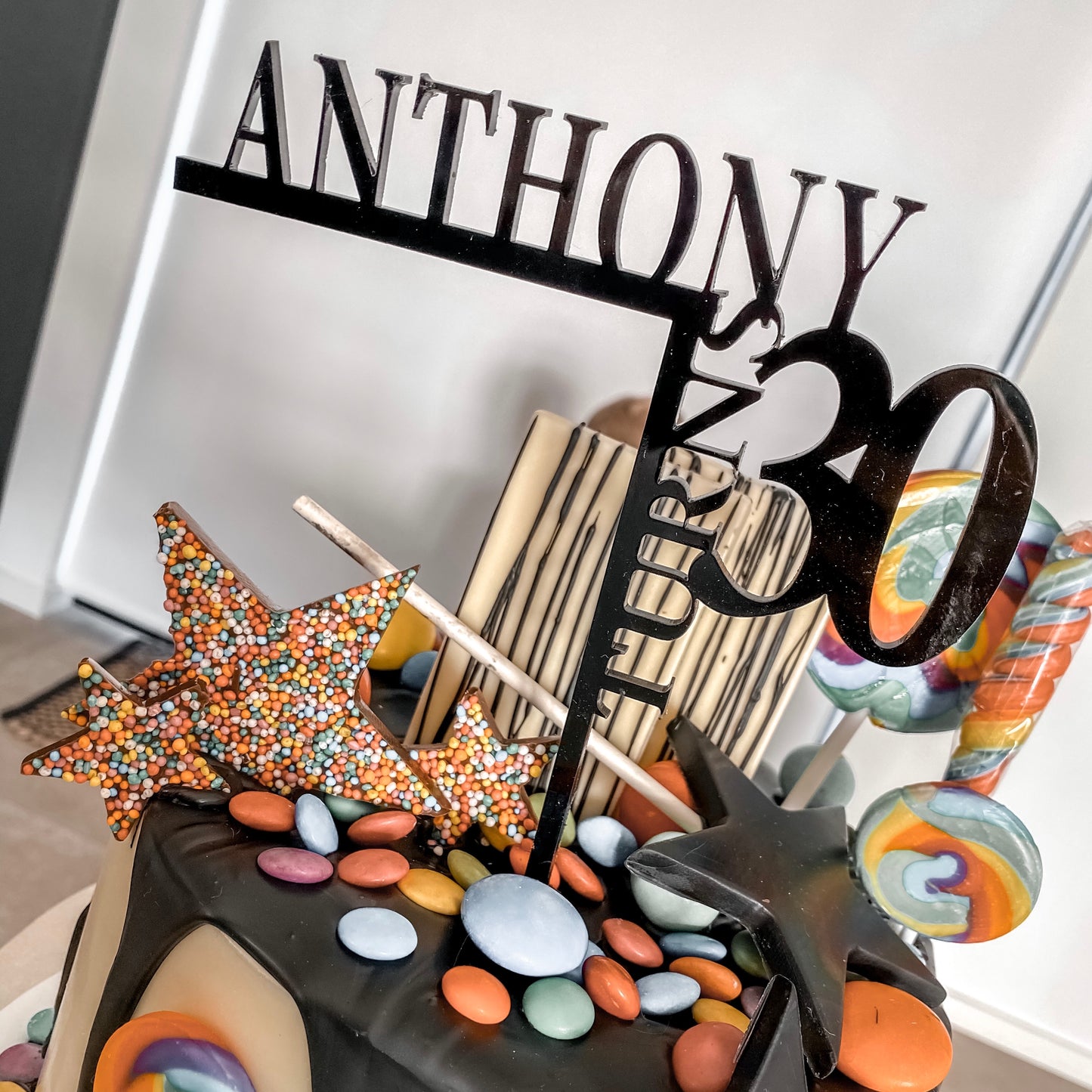 The Custom Cake Topper