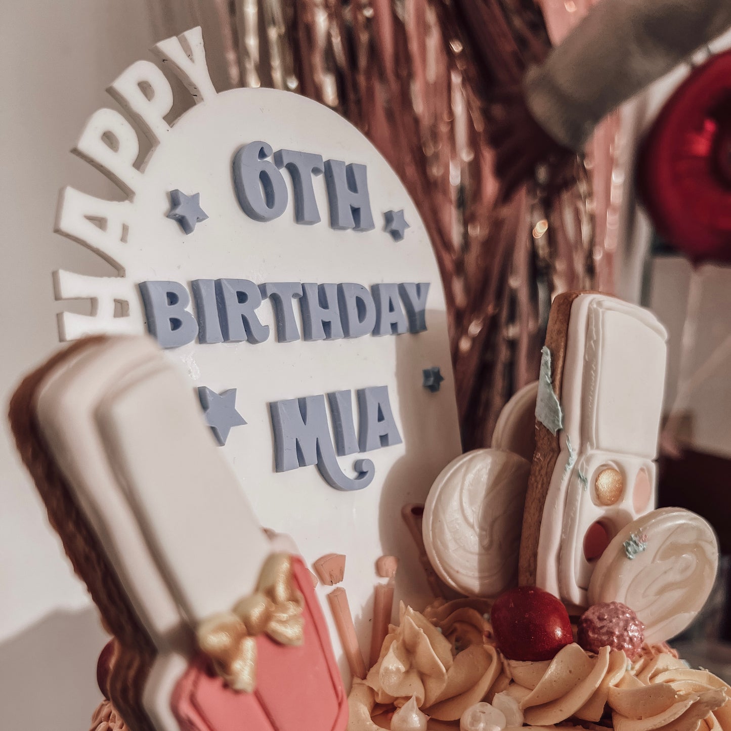 The LUXE Custom Cake Topper